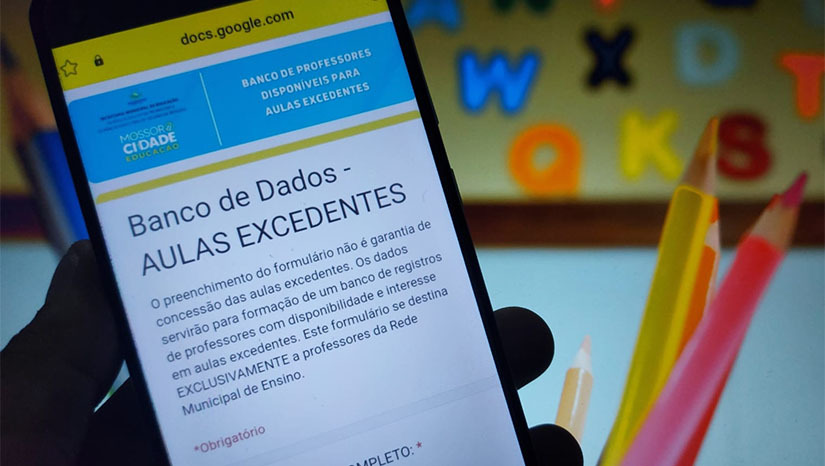 Imagem 1 - A Secretaria Municipal de Educação também disponibiliza um cadastro para a formação de banco virtual de candidatos a estagiários para atuarem como auxiliares em turmas que possuem alunos com deficiência. Imagem 1 - A Secretaria Municipal de Educação também disponibiliza um cadastro para a formação de banco virtual de candidatos a estagiários para atuarem como auxiliares em turmas que possuem alunos com deficiência.