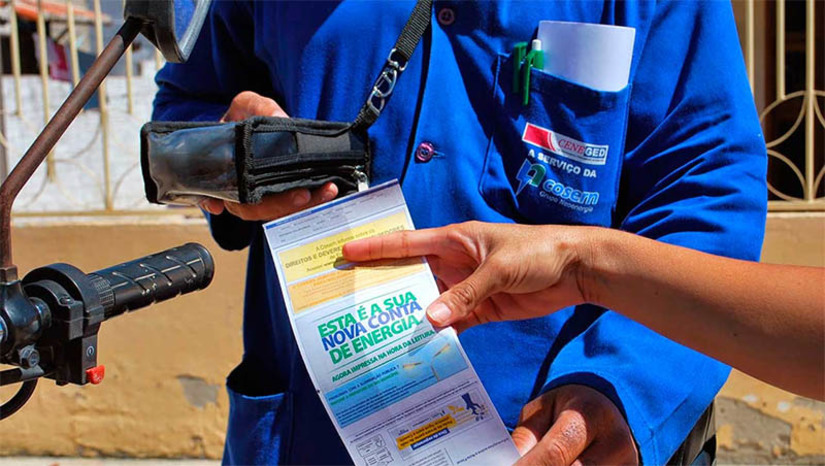 Imagem 1 -  ANEEL abre Consulta Pública para aprimorar proposta de Revisão Tarifária Periódica da Neoenergia Cosern. O reposicionamento tarifário, elaborado na Revisão Tarifária Periódica, consiste na redefinição das tarifas em nível compatível com a cobertura dos custos operacionais eficientes e com a remuneração dos investimentos prudentes. Pela proposta, as tarifas da concessionária deverão ser reajustadas em 3,08% para consumidores residenciais. Interessados podem enviar sugestões até o dia 10 de março de 2023. Após análise das contribuições recebidas, a diretoria da ANEEL decidirá os índices finais, a vigorar a partir de 22 de abril; saiba contribuir.