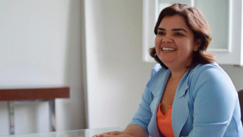 Imagem 1 -  Com a autonomia, a Uern conta com orçamento próprio, repassado pelo Governo do Estado em forma de duodécimos. Isso garante estabilidade institucional necessária à execução do seu planejamento financeiro e alcance de suas metas estratégicas anuais. Em entrevista ao Portal Mossoró Hoje, a Reitora da Uern Cecília Maia, falou sobre o que mudou com a autonomia e os benefícios para a comunidade acadêmica.