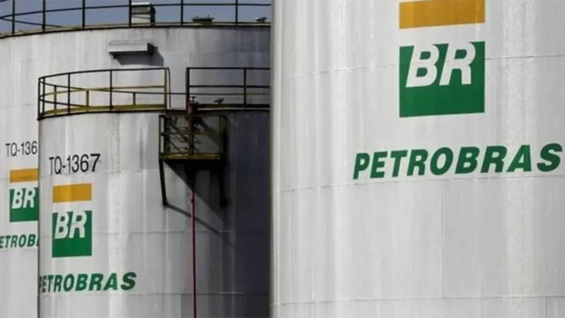 Imagem 1 - Ministério de Minas e Energia solicita suspensão de venda de ativos da Petrobras por 90 dias. O motivo da suspensão seria a “reavaliação da Política Energética Nacional atualmente em curso e a instauração de nova composição do Conselho Nacional de Política Energética (CNPE), respeitadas as regras de governança da Companhia, compromissos assumidos com entes governamentais e sem colocar em risco interesses intransponíveis da Petrobras”. A informação foi confirmada nesta quarta-feira (1º), pela empresa. Imagem 1 - Ministério de Minas e Energia solicita suspensão de venda de ativos da Petrobras por 90 dias. O motivo da suspensão seria a “reavaliação da Política Energética Nacional atualmente em curso e a instauração de nova composição do Conselho Nacional de Política Energética (CNPE), respeitadas as regras de governança da Companhia, compromissos assumidos com entes governamentais e sem colocar em risco interesses intransponíveis da Petrobras”. A informação foi confirmada nesta quarta-feira (1º), pela empresa.