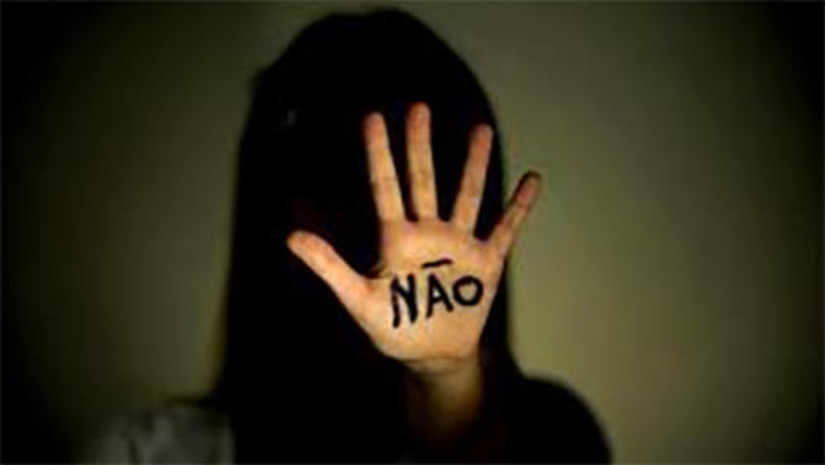 Imagem 1 - Justiça condena padrasto e vizinho que teriam abusado cerca de 17 vezes de uma criança, em Doutor Severiano. Os dois foram condenados a uma pena de 24 anos, sete meses e 16 dias de reclusão em regime, inicialmente, fechado, pelo crime de estupro de vulnerável, previsto no art. 217-A do Código Penal, praticado contra uma criança de apenas 9 anos. Aos condenados, foi negado o direito de recorrer em liberdade. O juiz ressaltou, ainda, que a prisão preventiva dos réus se mantém necessária para preservar a ordem pública, diante do risco concreto de reiteração criminosa, já que os crimes foram praticados diversas vezes, situação que demonstra a habitualidade criminosa dos acusados. Imagem 1 - Justiça condena padrasto e vizinho que teriam abusado cerca de 17 vezes de uma criança, em Doutor Severiano. Os dois foram condenados a uma pena de 24 anos, sete meses e 16 dias de reclusão em regime, inicialmente, fechado, pelo crime de estupro de vulnerável, previsto no art. 217-A do Código Penal, praticado contra uma criança de apenas 9 anos. Aos condenados, foi negado o direito de recorrer em liberdade. O juiz ressaltou, ainda, que a prisão preventiva dos réus se mantém necessária para preservar a ordem pública, diante do risco concreto de reiteração criminosa, já que os crimes foram praticados diversas vezes, situação que demonstra a habitualidade criminosa dos acusados.