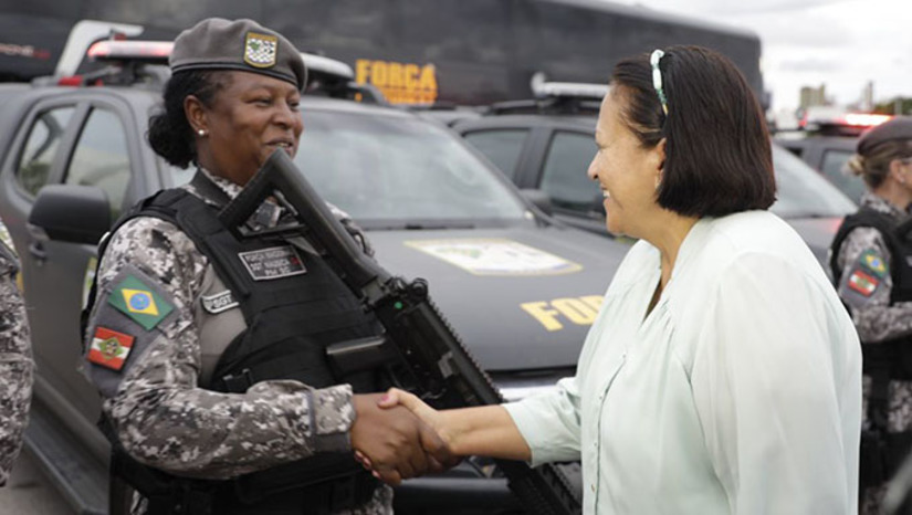 Imagem 1 - O Ministro da Justiça e da Segurança Pública, Flávio Dino, desembarca no Rio Grande do Norte neste domingo (19), às 20h30. A após desembarcar, o ministro segue para a Secretaria de Estado da Segurança Pública e da Defesa Social, onde se reúne com a governadora Fátima Bezerra, no Gabinete de Gestão Integrada (GGI). Imagem 1 - O Ministro da Justiça e da Segurança Pública, Flávio Dino, desembarca no Rio Grande do Norte neste domingo (19), às 20h30. A após desembarcar, o ministro segue para a Secretaria de Estado da Segurança Pública e da Defesa Social, onde se reúne com a governadora Fátima Bezerra, no Gabinete de Gestão Integrada (GGI).