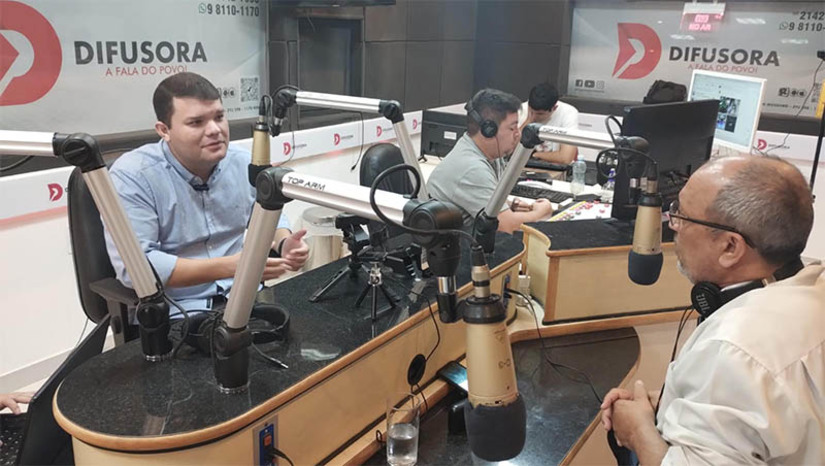 Imagem 1 -  “Mossoró precisa diversificar sua economia e o turismo religioso”, diz Lawrence em entrevista ao MH nas Ondas do Rádio. A Câmara de Mossoró vai reunir autoridades políticas e religiosas, entidades do turismo e de classes do município para uma audiência pública sobre a construção do santuário de Santa Luzia. A reunião acontecerá nesta sexta (14), às 9h. “Resgatamos esse debate por acharmos importante e diante do prejuízo que consideramos haver por Mossoró não investir no turismo religioso, por meio de memorial ou santuário da padroeira Santa Luzia”, disse Lawrence, em entrevista à Rádio Difusora de Mossoró, na manhã de hoje (13).