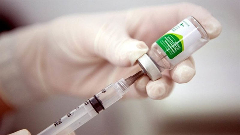 Imagem 1 - Dia da D para vacinação contra Influenza e Covid-19 ocorre nesta quinta-feira em Mossoró. Serviço vai estar disponível ao público nos horários da manhã, tarde e noite na Universidade Potiguar (UnP). A ação, fruto de uma parceria com a Secretaria Municipal de Saúde, é destinada ao público específico da campanha, que inclui crianças menores de 6 anos, gestantes, idosos, professores, trabalhadores da saúde, entre outros. Imagem 1 - Dia da D para vacinação contra Influenza e Covid-19 ocorre nesta quinta-feira em Mossoró. Serviço vai estar disponível ao público nos horários da manhã, tarde e noite na Universidade Potiguar (UnP). A ação, fruto de uma parceria com a Secretaria Municipal de Saúde, é destinada ao público específico da campanha, que inclui crianças menores de 6 anos, gestantes, idosos, professores, trabalhadores da saúde, entre outros.