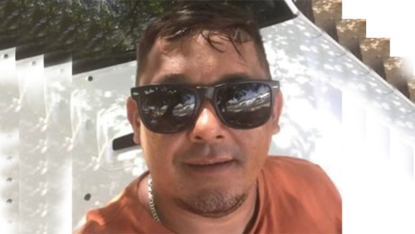 Imagem 1 -  Arlon Wellington Américo da Silva, de 37 anos, estava se deslocando numa motocicleta da região do Campus Central da UERN na direção do Centro de Mossoró. Ao passar pelo rotatória da BR 110, perdeu o controle da moto e caiu. O ITEP removeu o corpo para exames e definir a causa da morte. A Prefeitura Municipal de Mossoró divulgou nota de pesar, expressando condolências à família do prefeito Allyson Bezerra.