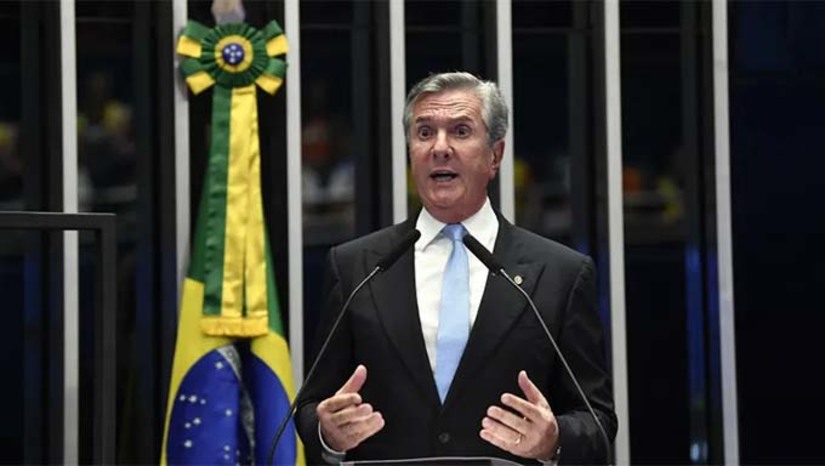 Imagem 1 - O Supremo Tribunal Federal (STF) condenou nesta quinta-feira (25) o ex-presidente e ex-senador Fernando Collor de Mello. A Corte entendeu que Collor cometeu crimes de corrupção passiva e lavagem de dinheiro. O próximo passo é a definição da pena a ser aplicada, o que deve ocorrer ainda hoje. Relator do caso, o ministro Edson Fachin sugeriu mais de 33 anos de prisão, além da aplicação de multa, pagamento de indenização por danos, perda de bens relacionados ao crime e proibição do exercício de função pública. Imagem 1 - O Supremo Tribunal Federal (STF) condenou nesta quinta-feira (25) o ex-presidente e ex-senador Fernando Collor de Mello. A Corte entendeu que Collor cometeu crimes de corrupção passiva e lavagem de dinheiro. O próximo passo é a definição da pena a ser aplicada, o que deve ocorrer ainda hoje. Relator do caso, o ministro Edson Fachin sugeriu mais de 33 anos de prisão, além da aplicação de multa, pagamento de indenização por danos, perda de bens relacionados ao crime e proibição do exercício de função pública.