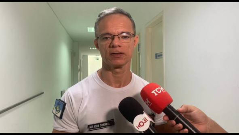 Imagem 1 -  Prefeitura destina locais específicos para que a população possa pegar táxis e carros por aplicativos De acordo com Luís Correia, Diretor Executivo de Mobilidade de Mossoró, os veículos de transporte coletivos estarão estacionados nas proximidades dos polos do Mossoró Cidade Junina, para que as pessoas que vão curtir o evento, não precisem se deslocar muito para acessá-los. Ele orienta que a população, principalmente quem vai ingerir bebida alcoólica, priorize a utilização desses serviços ou vá ao local de carona, para evitar não apenas multas de trânsito, mas também ocorrências que possam provocar vítimas; confira os locais onde os aplicativos e táxis estarão.