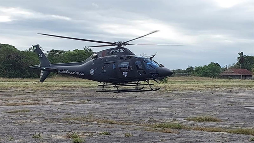 Imagem 1 - Novo helicóptero Potiguar 02 realiza voo teste de segurança para início das operações. O teste, chamado de VTI - Vistoria Técnica Inicial, é um procedimento padrão de inspeção com a finalidade de garantir que a aeronave reunirá condições para obter a matrícula brasileira e condições de voar em segurança. De acordo com o CIOPAER, o próximo passo é dar entrada junto à Agência Nacional de Aviação Civil (ANAC) no Registro Aeronáutico Brasileiro (RAB), para que haja a homologação do novo equipamento. O documento é necessário para que o helicóptero possa entrar em operação. Imagem 1 - Novo helicóptero Potiguar 02 realiza voo teste de segurança para início das operações. O teste, chamado de VTI - Vistoria Técnica Inicial, é um procedimento padrão de inspeção com a finalidade de garantir que a aeronave reunirá condições para obter a matrícula brasileira e condições de voar em segurança. De acordo com o CIOPAER, o próximo passo é dar entrada junto à Agência Nacional de Aviação Civil (ANAC) no Registro Aeronáutico Brasileiro (RAB), para que haja a homologação do novo equipamento. O documento é necessário para que o helicóptero possa entrar em operação.