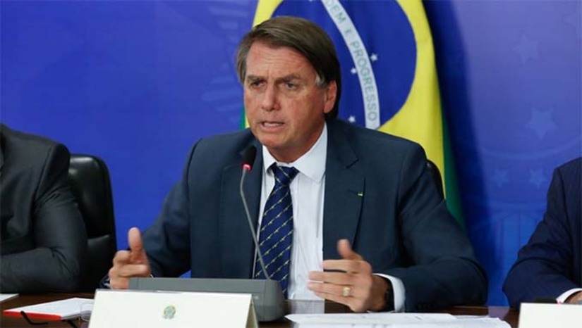 Imagem 1 - TSE começa a julgar ação do PDT contra Bolsonaro nesta quinta, 22. Tribunal reservou três sessões para a análise do processo que pede inelegibilidade de Bolsonaro e Braga Netto. Uma reunião realizada pelo então presidente em julho de 2022 será analisada pelos ministros do TSE. Na ocasião, Bolsonaro reuniu, na residência oficial do Palácio da Alvorada, embaixadores de países estrangeiros para fazer ataques infundados sobre as urnas eletrônicas e o sistema eleitoral. Imagem 1 - TSE começa a julgar ação do PDT contra Bolsonaro nesta quinta, 22. Tribunal reservou três sessões para a análise do processo que pede inelegibilidade de Bolsonaro e Braga Netto. Uma reunião realizada pelo então presidente em julho de 2022 será analisada pelos ministros do TSE. Na ocasião, Bolsonaro reuniu, na residência oficial do Palácio da Alvorada, embaixadores de países estrangeiros para fazer ataques infundados sobre as urnas eletrônicas e o sistema eleitoral.