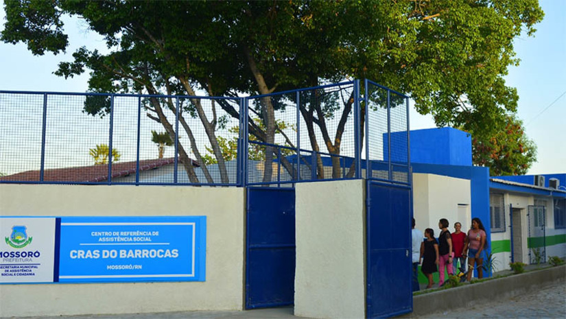 Imagem 1 -  Todos os CRASs de Mossoró passarão a contar com atendimento do Cadastro Único. O titular da Secretaria Municipal de Assistência Social e Cidadania, Erison Natécio, explica que a expansão do atendimento do Cadastro Único para todos os CRAS pretende tornar o serviço ainda mais acessível. “A medida visa garantir à população o acesso rápido e fácil aos serviços, proporcionando mais comodidade e evitando transtornos com longos deslocamentos para o centro da cidade ou para outros bairros”, disse.