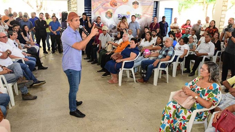Imagem 1 -  Em sua primeira etapa, o programa “Mossoró Rural” contemplou mais de 1.000 produtores rurais do município diretamente e outros 5.000 de forma indireta. O investimento foi superior a R$ 1 milhão em recursos da Prefeitura de Mossoró e do Sebrae. Aproximadamente, 100 comunidades rurais foram atendidas.  Para este ano, a ideia da Prefeitura é ampliar ainda mais o programa, fechando um convênio com o Sebrae para um investimento de R$ 1,6 milhão em todas as cadeias produtivas de Mossoró.