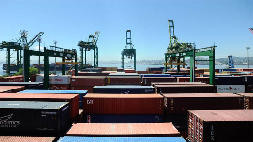 Imagem 1 -  Publicada Portaria que reduz a zero a alíquota de importação para compras até 50 dólares. A medida passa a valer a partir de 1º de agosto (terça-feira), para compras até 50 dólares quando a empresa de comércio eletrônico for participante do novo programa de conformidade da Receita Federal do Brasil (RFB). A medida se aplica a compras transportadas tanto pelos Correios (ECT) quanto por empresas de courrier e independe se o remetente é pessoa física ou jurídica. A Portaria Coana nº 130/2023, que regulamenta o Remessa Conforme, foi publicada na edição de hoje do Diário Oficial da União.