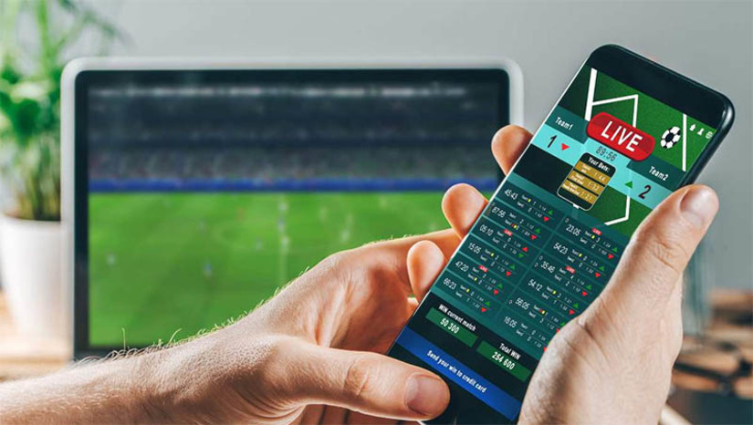   [COLUNA ESPLANADA] Começou discreto, porém forte, o lobby em Brasília dos donos de sites de apostas – usando muitos advogados – junto a deputados federais. A intenção é provocar alguns deles a apresentarem emenda à MP 1.182/2023, reduzindo muito a taxa de 32% em cima de cada aposta. Os ministros palacianos contra-atacam na articulação para tudo passar como está. O desafio dos sites é grande: achar quem, mesmo na oposição, queira peitar o presidente Lula e o ministro da Fazenda, Fernando Haddad, que têm a chave do cofre para liberação das emendas parlamentares. Com a necessidade urgente de arrecadação de bilhões de reais e municípios esperando investimentos, comprar uma briga nesse momento é risco político, garentem alguns congressistas consultados pela Coluna. A MP entra na pauta da Câmara como urgência dia 8 de setembro.