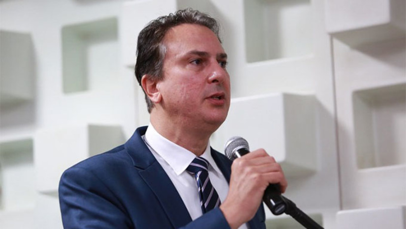 Imagem 1 - Camilo Santana visita obras do IERN da Zona Oeste nesta segunda-feira pela manhã. No horário da tarde assina compromisso pelo Pacto Nacional pela Retomada de Obras da Educação Básica; Na terça-feira pela manhã, o ministro Waldez Góes, do Desenvolvimento Regional, visita a Barragem de Oiticica, em Jucurutu, cujas obras foram incluídas no PAC e se reúne com moradores no Ginásio Poliesportivo de Barra de Santana. Na volta para Natal sobrevoa a barragem Passagem das Traíras e as obras do Projeto Seridó. Imagem 1 - Camilo Santana visita obras do IERN da Zona Oeste nesta segunda-feira pela manhã. No horário da tarde assina compromisso pelo Pacto Nacional pela Retomada de Obras da Educação Básica; Na terça-feira pela manhã, o ministro Waldez Góes, do Desenvolvimento Regional, visita a Barragem de Oiticica, em Jucurutu, cujas obras foram incluídas no PAC e se reúne com moradores no Ginásio Poliesportivo de Barra de Santana. Na volta para Natal sobrevoa a barragem Passagem das Traíras e as obras do Projeto Seridó.