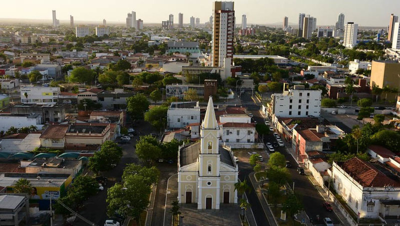 Imagem 1 - Ranking de Competitividade: Mossoró está entre os 20 municípios mais competitivos do Nordeste. A edição 2023 do estudo mostra Mossoró na 19ª posição, no Nordeste, a partir de um conjunto que reúne 90 cidades da região. A edição 2023 analisa um total de 410 municípios brasileiros, representando as cidades do país com população acima de 80 mil habitantes. Além do resultado positivo em âmbito regional, segundo o estudo, Mossoró também alcançou progresso em nível de Brasil. No cenário nacional, o município ocupa agora o 248º lugar, tendo ascendido 23 posições em um comparativo com o resultado da edição 2022. Imagem 1 - Ranking de Competitividade: Mossoró está entre os 20 municípios mais competitivos do Nordeste. A edição 2023 do estudo mostra Mossoró na 19ª posição, no Nordeste, a partir de um conjunto que reúne 90 cidades da região. A edição 2023 analisa um total de 410 municípios brasileiros, representando as cidades do país com população acima de 80 mil habitantes. Além do resultado positivo em âmbito regional, segundo o estudo, Mossoró também alcançou progresso em nível de Brasil. No cenário nacional, o município ocupa agora o 248º lugar, tendo ascendido 23 posições em um comparativo com o resultado da edição 2022.