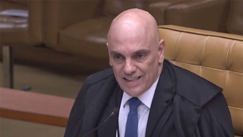 Imagem 1 - Os primeiros réus condenados foram: Aécio Costa Pereira, que vai cumprir pena por 5 crimes - entre eles, tentativa de golpe de Estado. A maioria dos ministros votou por condenar também outros dois réus: Thiago de Assis e Mateus Lima de Carvalho Lázaro. A previsão é que o Supremo julgue nos próximos dias Moacir José dos Santos, o quarto réu denunciado como executor dos atos golpistas. Imagem 1 - Os primeiros réus condenados foram: Aécio Costa Pereira, que vai cumprir pena por 5 crimes - entre eles, tentativa de golpe de Estado. A maioria dos ministros votou por condenar também outros dois réus: Thiago de Assis e Mateus Lima de Carvalho Lázaro. A previsão é que o Supremo julgue nos próximos dias Moacir José dos Santos, o quarto réu denunciado como executor dos atos golpistas.