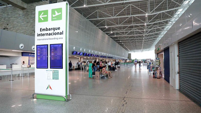 Imagem 1 -  TAP Air Portugal passa a ofertar voos diários ligando o RN à Europa . O incremento no número de voos impulsiona o turismo do estado, principalmente com a aproximação da temporada de verão. De acordo com os dados do Sistema de Inteligência do Turismo do Rio Grande do Norte (Sírio), em média, o gasto individual diário do turista português fica em torno de R$ 462,50 com hospedagem que dura cerca de 17 noites em chalés, casa de familiares, hotéis e resorts. Ainda de acordo com o Sírio, os destinos turísticos mais procurados são: Pipa, Genipabu e Natal.