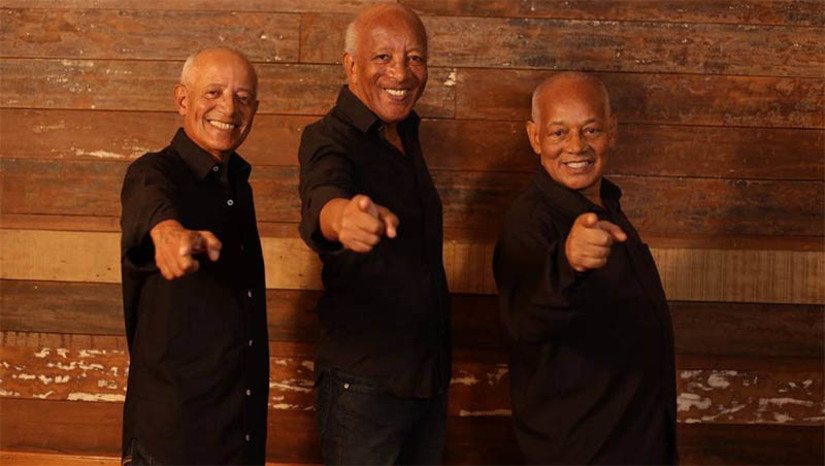 Imagem 1 - Projeto “Seis & Meia” recebe os Golden Boys nesta terça (7) no Dix-Huit Rosado. A programação, que é apoiada pela Prefeitura de Mossoró, terá início às 18h30. Também sobe ao palco do teatro nesta edição o cantor mossoroense Netinho Santos. “É um momento ímpar. Entre várias cidades por onde o projeto já passou, Mossoró se destaca pelo apoio e reconhecimento do município com a proposta das apresentações. É importante demais o município receber projetos como o Seis & Meia, trazendo bons artistas, artistas de qualidade ao nosso teatro”, destacou Igor Ferradaes, secretário municipal de Cultura. Imagem 1 - Projeto “Seis & Meia” recebe os Golden Boys nesta terça (7) no Dix-Huit Rosado. A programação, que é apoiada pela Prefeitura de Mossoró, terá início às 18h30. Também sobe ao palco do teatro nesta edição o cantor mossoroense Netinho Santos. “É um momento ímpar. Entre várias cidades por onde o projeto já passou, Mossoró se destaca pelo apoio e reconhecimento do município com a proposta das apresentações. É importante demais o município receber projetos como o Seis & Meia, trazendo bons artistas, artistas de qualidade ao nosso teatro”, destacou Igor Ferradaes, secretário municipal de Cultura.