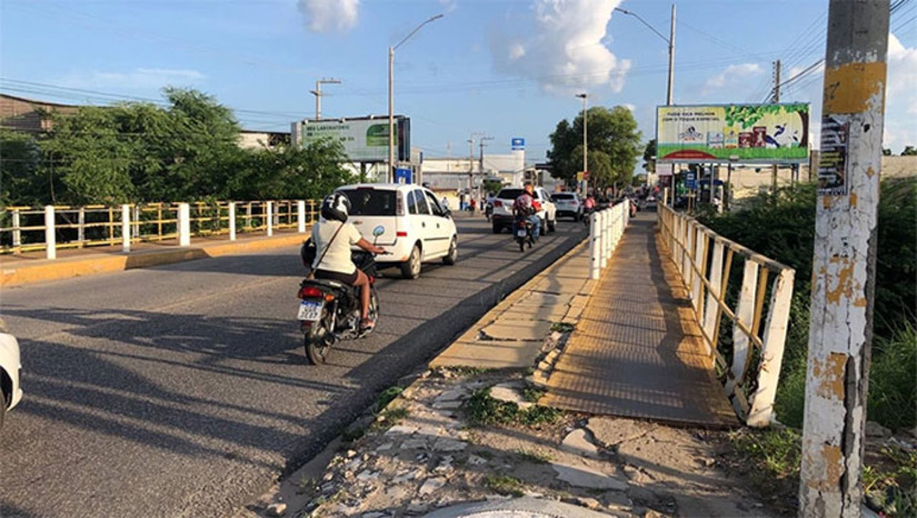 Imagem 1 - Além de obras de mobilidade urbana, o prefeito Allyson Bezerra, acompanhado de secretários e vereadores, vai anunciar cerca de 20 obras, alcançando as áreas de infra-estrutura, saude e educação, na segunda fase do Programa Mossoró Realiza, em solenidade no final da tarde desta segunda-feira, 27, na Rua Benífio Filho, no Grande Alto São Manoel. Imagem 1 - Além de obras de mobilidade urbana, o prefeito Allyson Bezerra, acompanhado de secretários e vereadores, vai anunciar cerca de 20 obras, alcançando as áreas de infra-estrutura, saude e educação, na segunda fase do Programa Mossoró Realiza, em solenidade no final da tarde desta segunda-feira, 27, na Rua Benífio Filho, no Grande Alto São Manoel.