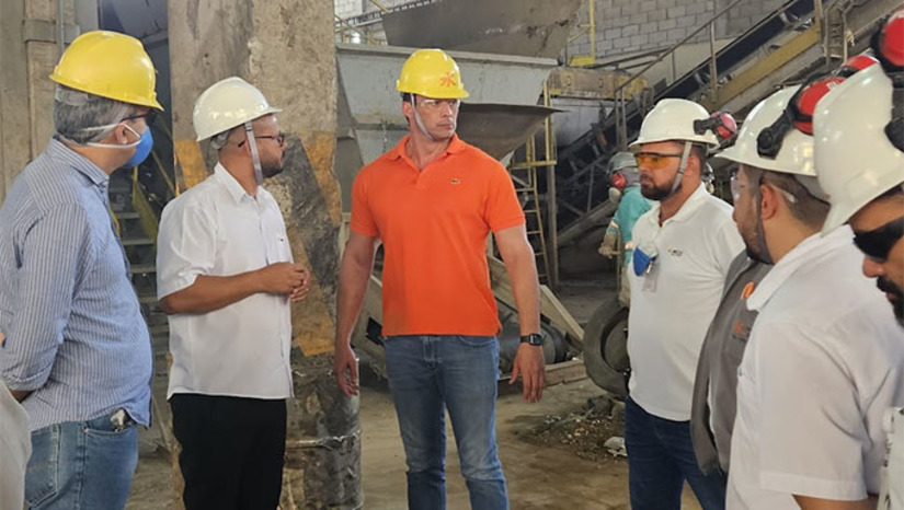 Imagem 1 - O evento será nesta segunda-feira, às 9h, no Hotel Holiday Inn Natal, localizado na Av Salgado Filho, perto do Estádio Arena das Dunas, no bairro Lagoa Nova, em Natal. "Será uma prestação de contas", diz o senador Styvenson, que, em seu mandato, tem se empenhado também pela busca por soluções para problemas crônicos em setores vitais a vida em sociedade no RN. Imagem 1 - O evento será nesta segunda-feira, às 9h, no Hotel Holiday Inn Natal, localizado na Av Salgado Filho, perto do Estádio Arena das Dunas, no bairro Lagoa Nova, em Natal. "Será uma prestação de contas", diz o senador Styvenson, que, em seu mandato, tem se empenhado também pela busca por soluções para problemas crônicos em setores vitais a vida em sociedade no RN.