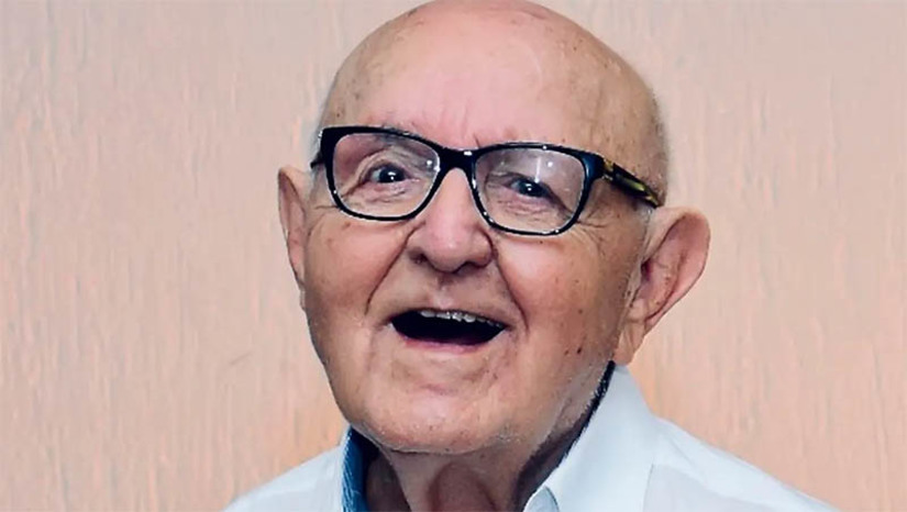 Imagem 1 - Morre aos 93 anos Padre Sátiro Cavalcanti Dantas, em Mossoró. A informação foi confirmada por meio de nota, pela Diocese de Mossoró. O padre vinha passando por um longo período com a saúde debilitada. Na sexta-feira (24), sofreu um infarto quando estava em casa e foi socorrido às pressas para o hospital Wilson Rosado, onde faleceu nesta manhã. Imagem 1 - Morre aos 93 anos Padre Sátiro Cavalcanti Dantas, em Mossoró. A informação foi confirmada por meio de nota, pela Diocese de Mossoró. O padre vinha passando por um longo período com a saúde debilitada. Na sexta-feira (24), sofreu um infarto quando estava em casa e foi socorrido às pressas para o hospital Wilson Rosado, onde faleceu nesta manhã.