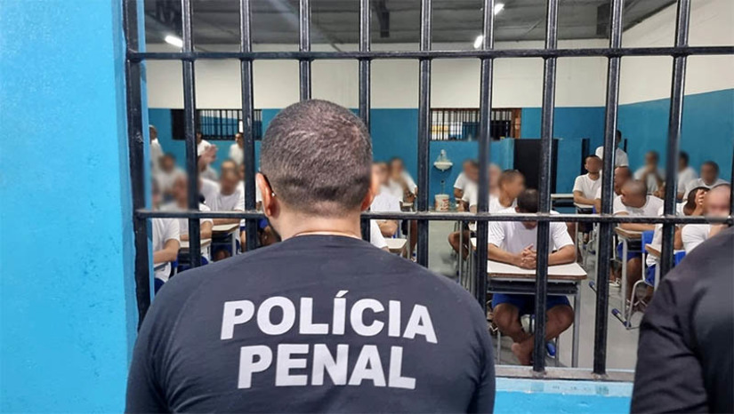 Imagem 1 - Sistema Prisional do RN tem 1.233 internos inscritos no Enem PPL 2023. As provas do exame serão aplicadas nesta terça (12) e quarta (13), em todas as unidades prisionais. Em todo o país, são 82.053 inscritos, incluindo as pessoas que se encontram em situação de privação de liberdade ou socioeducativa. O Enem PPL é uma das ferramentas utilizadas no processo de reabilitação e reinserção social. Imagem 1 - Sistema Prisional do RN tem 1.233 internos inscritos no Enem PPL 2023. As provas do exame serão aplicadas nesta terça (12) e quarta (13), em todas as unidades prisionais. Em todo o país, são 82.053 inscritos, incluindo as pessoas que se encontram em situação de privação de liberdade ou socioeducativa. O Enem PPL é uma das ferramentas utilizadas no processo de reabilitação e reinserção social.