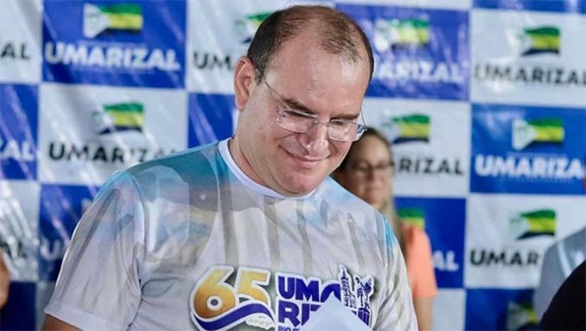 Imagem 1 - A partir de um planejamento em suas finanças é que o Município de Umarizal, com cerca de 11 mil habitantes, tem conseguido garantir o cumprimento de seus compromissos, e com relação ao piso salarial do magistério, desde o ano de 2021 seu reajuste tem sido cumprido rigorosamente pelo governo municipal. Igualmente tem sido o cumprimento da implantação e reajuste do piso salarial dos agentes de saúde e agentes de endemias. Imagem 1 - A partir de um planejamento em suas finanças é que o Município de Umarizal, com cerca de 11 mil habitantes, tem conseguido garantir o cumprimento de seus compromissos, e com relação ao piso salarial do magistério, desde o ano de 2021 seu reajuste tem sido cumprido rigorosamente pelo governo municipal. Igualmente tem sido o cumprimento da implantação e reajuste do piso salarial dos agentes de saúde e agentes de endemias.