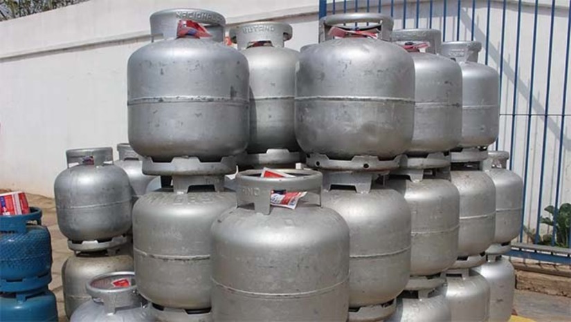 Imagem 1 -  De acordo com o Sindicato dos Revendedores de Gás do RN (SINDIGAS/RN), o aumento se dá pela soma de três custos que serão ampliados: aumento do ICMS, volta do Pis/Cofnis sobre o diesel e aumento do salário mínimo. O botijão de gás, que atualmente custa em média R$ 100, poderá chegar a R$ 105 a partir de quinta-feira (1º) no RN.