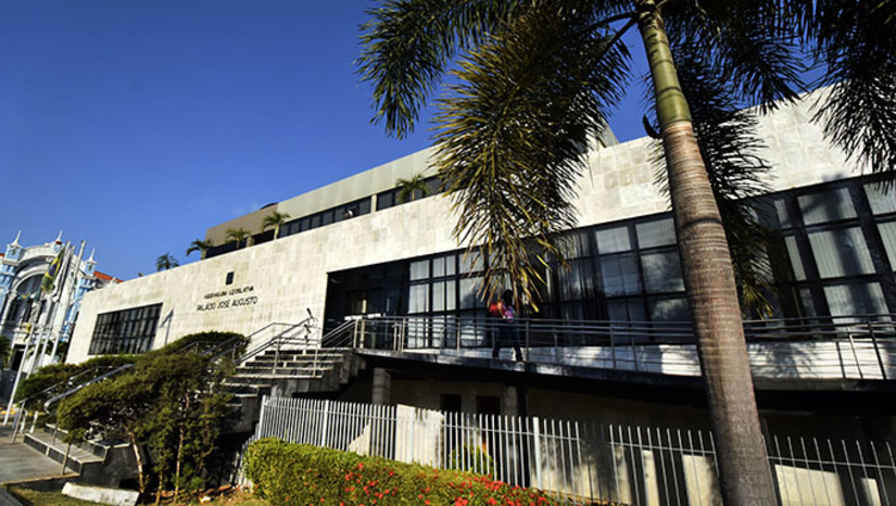   “A nossa expectativa é que 2024 seja um ano legislativo com grande produtividade. Com alto índice de aprovação e votação de matérias de alta relevância para o desenvolvimento social e econômico do Rio Grande do Norte, assim como ocorreu no ano passado”, disse o presidente da Casa, Ezequiel Ferreira.