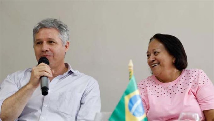 Imagem 1 - Ao todo, o Centro de Testagem de equipamentos agrícolas vai receber 30 equipamentos, desenvolvidos pela indústria chinesa, especificamente para a produção agrícola de pequenos produtores rurais. Em Apodi, cerca de 150 familias terão acesso aos equipamentos. Esperam aumentar a produção do milho e do arroz em 20% com o incremento dos novos equipamentos na preparação da terra, no cultivo da lavoura e também na colheita. Imagem 1 - Ao todo, o Centro de Testagem de equipamentos agrícolas vai receber 30 equipamentos, desenvolvidos pela indústria chinesa, especificamente para a produção agrícola de pequenos produtores rurais. Em Apodi, cerca de 150 familias terão acesso aos equipamentos. Esperam aumentar a produção do milho e do arroz em 20% com o incremento dos novos equipamentos na preparação da terra, no cultivo da lavoura e também na colheita.