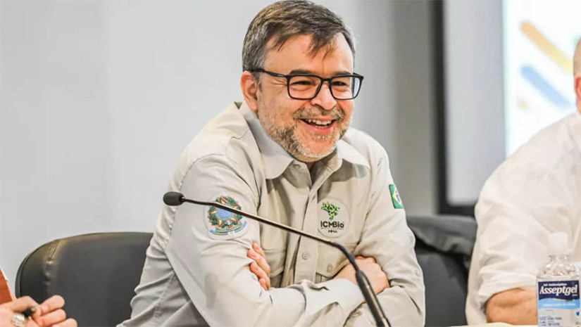 Imagem 1 -  [COLUNA ESPLANADA]  Procuradores do Acre desqualificaram as denúncias da CPI das ONGs contra agentes do ICMBio. Sem “elementos concretos”, resumiram. O senador Plínio Valério (PSDB-AM), que presidiu a CPI, critica a decisão “precipitada” do MP e avalia que os procuradores deveriam ter analisado melhor as provas “robustas” levantadas pela comissão.
