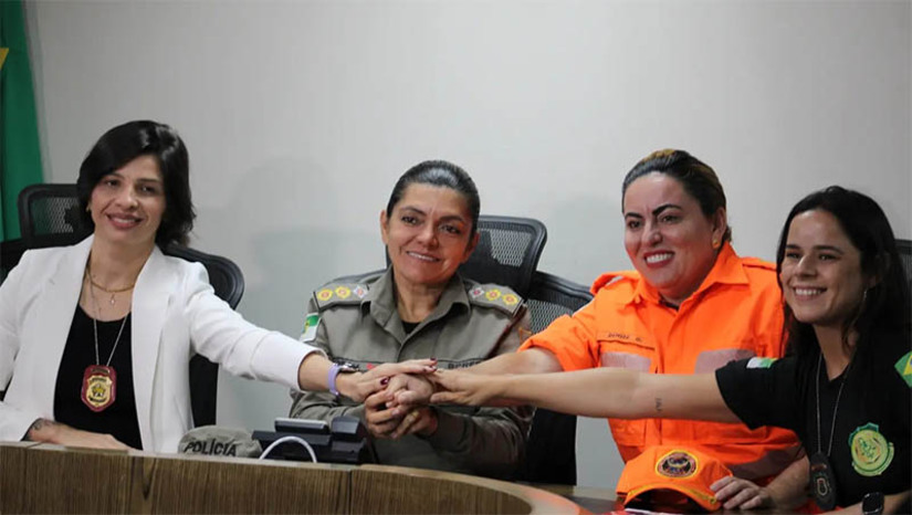 Imagem 1 -  Sesed lança ação integrada de combate à violência contra a mulher no RN. Em todo o Rio Grande do Norte, atividades preventivas e ostensivas serão realizadas até o dia 29 de março, envolvendo mais de 160 policiais, agentes e servidores da Polícia Militar, Polícia Civil, Corpo de Bombeiros Militar e Instituto Técnico-Científico de Perícia. Batizada de Átria, a operação, lançada nesta sexta-feira (1º), acontece de forma simultânea em todo o país. A missão é combater os crimes de violência contra as mulheres.