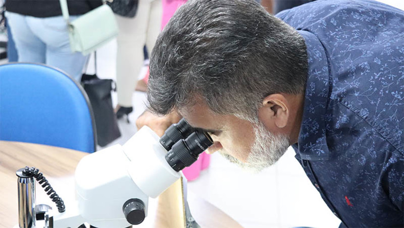 Imagem 1 - Itep/RN promove primeira edição do projeto Perícia ao Alcance de Todos em Mossoró. O projeto visa levar demonstrações práticas, palestras e equipamentos utilizados pelo Itep para exibições em diferentes locais, divulgando a gama de perícias e técnicas usadas por parte do Instituto no trabalho de investigação em diferentes tipos de crimes. A primeira edição do evento acontecerá no dia 12 de março, das 9h às 11h30 e das 18h às 20h30, na Universidade Potiguar. Imagem 1 - Itep/RN promove primeira edição do projeto Perícia ao Alcance de Todos em Mossoró. O projeto visa levar demonstrações práticas, palestras e equipamentos utilizados pelo Itep para exibições em diferentes locais, divulgando a gama de perícias e técnicas usadas por parte do Instituto no trabalho de investigação em diferentes tipos de crimes. A primeira edição do evento acontecerá no dia 12 de março, das 9h às 11h30 e das 18h às 20h30, na Universidade Potiguar.