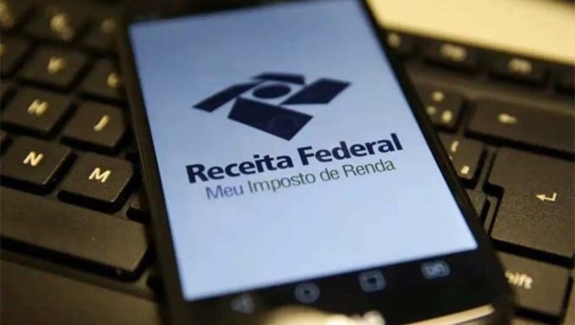 Imagem 1 - A abertura do prazo de entrega das declarações é dia 15 de março e vai até 31 de maio. Os contribuintes que adotarem o modelo pré-preenchido para declarar o Imposto de Renda 2024 ou que optarem por receber a restituição via PIX continuarão com prioridade no recebimento das restituições. Imagem 1 - A abertura do prazo de entrega das declarações é dia 15 de março e vai até 31 de maio. Os contribuintes que adotarem o modelo pré-preenchido para declarar o Imposto de Renda 2024 ou que optarem por receber a restituição via PIX continuarão com prioridade no recebimento das restituições.