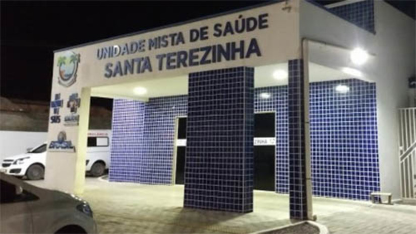 Imagem 1 - Chaveiro é morto a tiros um dia antes de completar 47 anos, no município de Tibau. O crime aconteceu por volta das 16h desta quarta-feira (13). Andreilton Alves de Lima, de 46 anos, conhecido como “André Chaveiro”, estava em frente a sua residência, quando foi alvejado por vários disparos de arma de fogo. Os suspeitos se aproximaram dele em um carro tipo Onix, de cor branca. A vítima ainda chegou a ser socorrida para o hospital da cidade, mas não resistiu. As investigações sobre o crime serão conduzidas pelo delegado Luiz Antônio. Andreilton Alves completaria 47 anos nesta quinta-feira (14). Imagem 1 - Chaveiro é morto a tiros um dia antes de completar 47 anos, no município de Tibau. O crime aconteceu por volta das 16h desta quarta-feira (13). Andreilton Alves de Lima, de 46 anos, conhecido como “André Chaveiro”, estava em frente a sua residência, quando foi alvejado por vários disparos de arma de fogo. Os suspeitos se aproximaram dele em um carro tipo Onix, de cor branca. A vítima ainda chegou a ser socorrida para o hospital da cidade, mas não resistiu. As investigações sobre o crime serão conduzidas pelo delegado Luiz Antônio. Andreilton Alves completaria 47 anos nesta quinta-feira (14).