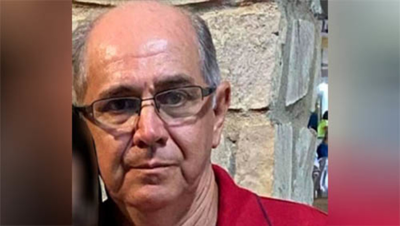 Imagem 1 - Homem morre ao sofrer descarga elétrica em extensão no Abolição 3. De acordo com informações da polícia militar, Francisco Francimar Moraes, de 58 anos, estava manuseando um cortador de grama, na manhã desta quinta-feira (21), quando o equipamento apresentou um problema e ele foi mexer na extensão que ligava o aparelho. Nesse momento, acabou sofrendo uma descarga elétrica. A esposa da vítima ainda teria gritado por socorro e uma ambulância do Samu ainda chegou a ir até o local, mas o homem já estava em óbito. Francimar era uma pessoa muito querida na vizinhança e, atualmente, estava cuidando da esposa, que está passando por problemas de saúde. Imagem 1 - Homem morre ao sofrer descarga elétrica em extensão no Abolição 3. De acordo com informações da polícia militar, Francisco Francimar Moraes, de 58 anos, estava manuseando um cortador de grama, na manhã desta quinta-feira (21), quando o equipamento apresentou um problema e ele foi mexer na extensão que ligava o aparelho. Nesse momento, acabou sofrendo uma descarga elétrica. A esposa da vítima ainda teria gritado por socorro e uma ambulância do Samu ainda chegou a ir até o local, mas o homem já estava em óbito. Francimar era uma pessoa muito querida na vizinhança e, atualmente, estava cuidando da esposa, que está passando por problemas de saúde.