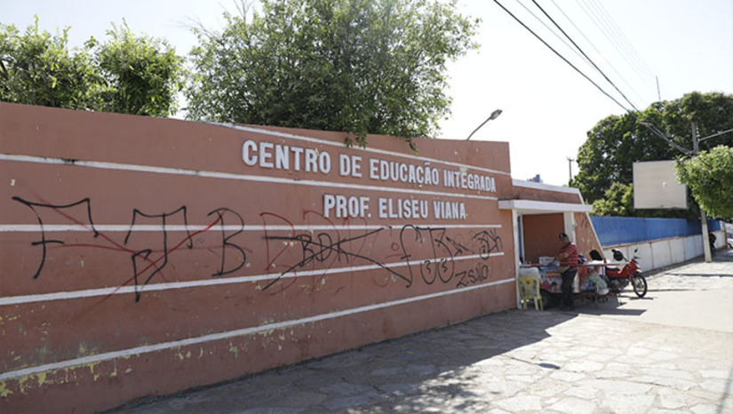 Imagem 1 -  Obra havia sido anunciada em 2021. Com abertura do processo de licitação, as obras de modernização e ampliação da Centro Integral Professor Elizeu Viana, que já tem mais de 5 décadas que foi construído, deve começar até o início do próximo ano, num investimento de R$ 6,5 milhões. Os detalhes do projeto estão Edital de Licitação no Diário Oficial do Estado, Diário Oficial da União e no Portal de Compras Públicas Nacionais. 