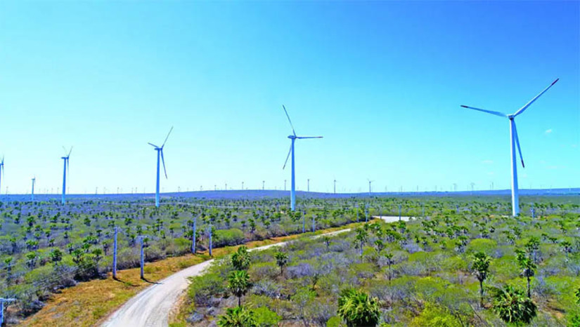 Imagem 1 -  Caern é reconhecida por compromisso com matriz energética mais limpa e sustentável . A Companhia recebeu um certificado por uso de energia renovável em 2023, que evitou a emissão de 6.292,888 toneladas de CO2 na atmosfera. O uso de energia renovável contribui para a melhoria do meio ambiente, evitando novas emissões de gases de efeito estufa e mitigando os impactos ambientais de suas operações. Atualmente, 73% da energia elétrica na Caern é adquirida no Mercado Livre de Energia, oriunda de fontes renováveis e sustentáveis. 