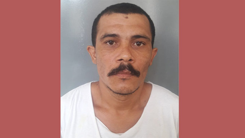 Imagem 1 - Otaciano Leire de Sousa foi atacado a atiros quando estava em sua residência no bairro Alto da Pelonha, que fica a leste do Centro de Mossoró. Chegou a ser socorrido, mas não resistiu aos ferimentos. O caso deve ser investigado pela Divisão de Homicídios e Proteção a Pessoa de Mossoró. Imagem 1 - Otaciano Leire de Sousa foi atacado a atiros quando estava em sua residência no bairro Alto da Pelonha, que fica a leste do Centro de Mossoró. Chegou a ser socorrido, mas não resistiu aos ferimentos. O caso deve ser investigado pela Divisão de Homicídios e Proteção a Pessoa de Mossoró.
