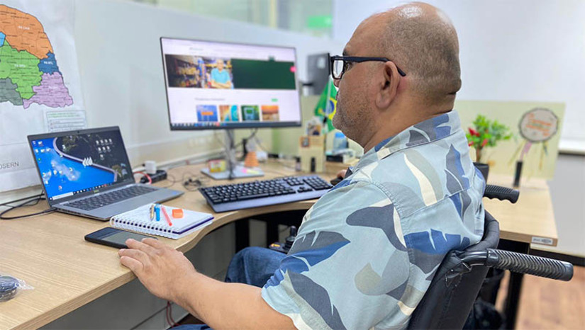 Imagem 1 - Cosern e Senai oferecem curso gratuito de qualificação profissional para pessoas com deficiência. Estão sendo oferecidas 15 vagas para a formação de auxiliar administrativo em Natal e Mossoró. As inscrições podem ser realizadas até esta quarta-feira, 15 de maio, por meio do site do Canal de Emprego do Grupo Iberdrola. Podem participar pessoas com idade acima de 18 anos e ensino médio completo, com disponibilidade para aulas online no turno da noite por um período de até 90 dias. Os interessados devem ter acesso a internet, computador ou celular uma vez que os cursos serão ministrados a distância. Imagem 1 - Cosern e Senai oferecem curso gratuito de qualificação profissional para pessoas com deficiência. Estão sendo oferecidas 15 vagas para a formação de auxiliar administrativo em Natal e Mossoró. As inscrições podem ser realizadas até esta quarta-feira, 15 de maio, por meio do site do Canal de Emprego do Grupo Iberdrola. Podem participar pessoas com idade acima de 18 anos e ensino médio completo, com disponibilidade para aulas online no turno da noite por um período de até 90 dias. Os interessados devem ter acesso a internet, computador ou celular uma vez que os cursos serão ministrados a distância.