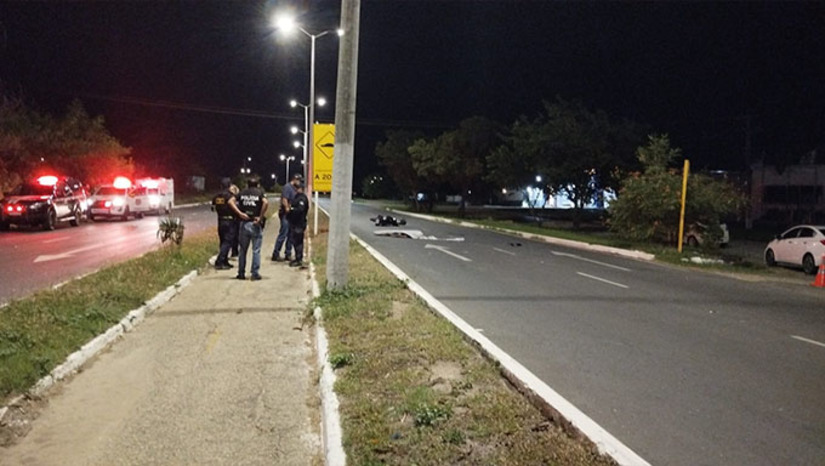 Imagem 1 - Foram três casos de assassinatos, ocorridos no Nova Mossoró, Boa Vista e Serra do Mel e um caso de acidente, na Avenida Lauro Monte Filho, em Mossoró. Todos os casos serão investigados pela Polícia Civil. Os corpos foram examinados no ITEP, em Mossoró-RN. Foto: Wilton Alves Imagem 1 - Foram três casos de assassinatos, ocorridos no Nova Mossoró, Boa Vista e Serra do Mel e um caso de acidente, na Avenida Lauro Monte Filho, em Mossoró. Todos os casos serão investigados pela Polícia Civil. Os corpos foram examinados no ITEP, em Mossoró-RN. Foto: Wilton Alves