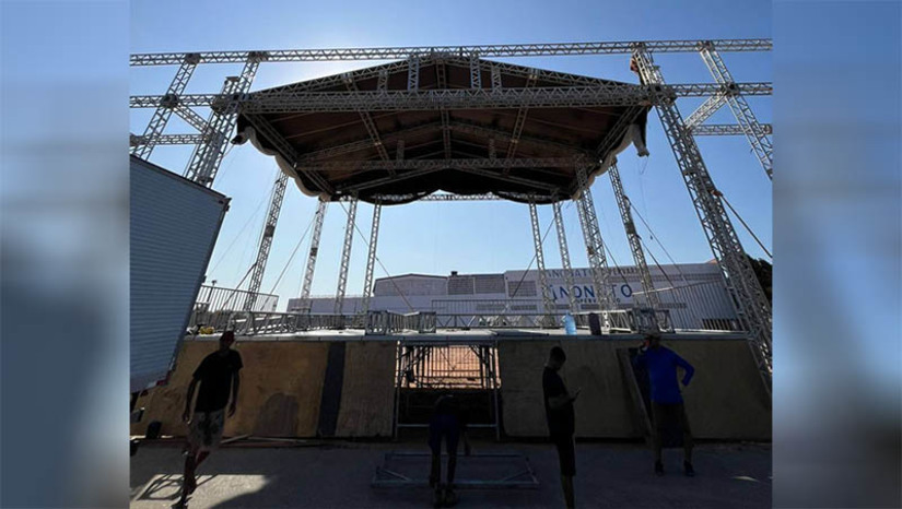 Imagem 1 -  Festival Gastronômico de Tibau começa hoje (2) com grandes atrações. Entre os artistas que se apresentarão nos três dias de eventos estão os cantores João Gomes, Alceu Valença e Henry Freitas, além da banda Magníficos. Os shows acontecerão na Arena Tibau, logo na entrada da cidade. Além das atrações musicais, a feira gastronômica contará com pratos deliciosos para todos os gostos; confira a programação completa.