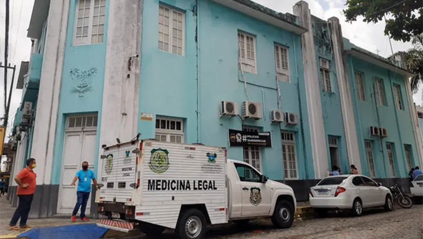 Imagem 1 - Governadora destaca reestruturação do Itep/RN na solenidade comemorativa aos 115 anos do órgão. Durante o evento, que aconteceu nesta quinta-feira (29), em Natal, 65 servidores e autoridades foram agraciados com a Medalha do Mérito Pericial Dr. Antônio Emerenciano China, destinada para pessoas que prestaram relevantes serviços à causa pericial e de identificação humana. Fátima Bezerra destacou a importância do órgão e falou dos investimentos que estão sendo feitos para melhorar os atendimentos promovidos pelo Instituto à população. “Uma celebração muito especial para todos nós, comemorar os 115 anos do nosso grande ITEP, porque estamos aqui também comemorando as conquistas com respeito ao crescimento, modernização e ampliação dos serviços à população potiguar”. Imagem 1 - Governadora destaca reestruturação do Itep/RN na solenidade comemorativa aos 115 anos do órgão. Durante o evento, que aconteceu nesta quinta-feira (29), em Natal, 65 servidores e autoridades foram agraciados com a Medalha do Mérito Pericial Dr. Antônio Emerenciano China, destinada para pessoas que prestaram relevantes serviços à causa pericial e de identificação humana. Fátima Bezerra destacou a importância do órgão e falou dos investimentos que estão sendo feitos para melhorar os atendimentos promovidos pelo Instituto à população. “Uma celebração muito especial para todos nós, comemorar os 115 anos do nosso grande ITEP, porque estamos aqui também comemorando as conquistas com respeito ao crescimento, modernização e ampliação dos serviços à população potiguar”.