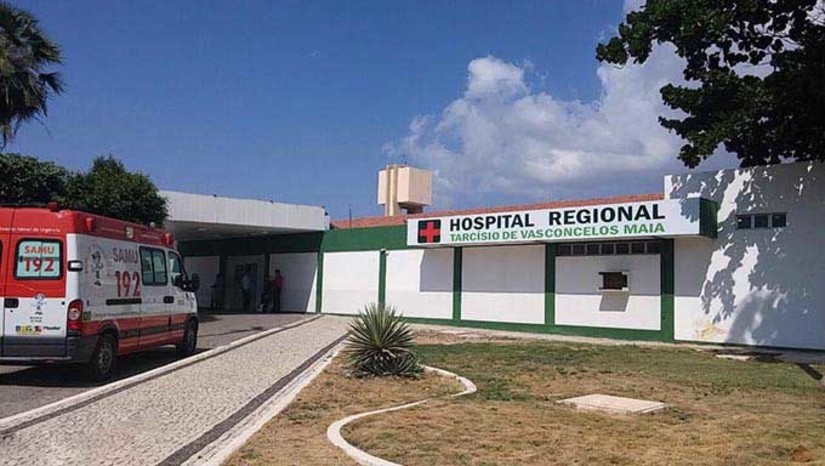 Imagem 1 -  A partir das 08h da manhã será realizado um café-da-manhã para servidores, imprensa e convidados na recepção administrativa da unidade. Ao longo de todo mês de setembro, o HRTM realizou uma série de atividades voltadas para o tema como: conscientização no projeto Viva Rio Branco e palestras internas no hospital, com intuito de valorizar a doação de órgãos.  “O Setembro Verde procura incentivar as pessoas a realizar a doação de órgãos, lembrando as famílias a falar sobre o assunto para que doações possam ajudar a diminuir a fila de indivíduos esperando doadores de órgãos”, disse Susana Mendes Cantídio, enfermeira coordenadora da CIHDOTTI – HRTM.