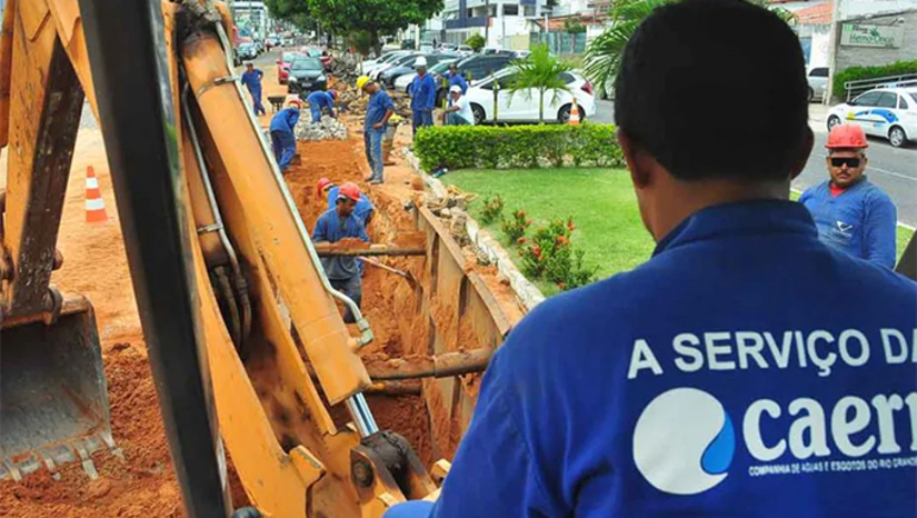 Imagem 1 - BNB vai liberar R$ 327 milhões para financiar saneamento em Apodi e mais 4 município do RN. O valor será liberado à Caern. O evento de assinatura será realizado na Escola de Governo do RN, no Centro Administrativo com a presença do presidente Lula e do presidente do BNB, Paulo Câmara. A operação de crédito vai beneficiar uma população estimada em 1,3 milhão de pessoas nos municípios de Natal, Apodi, Assú, Parnamirim e São Paulo do Potengi. Imagem 1 - BNB vai liberar R$ 327 milhões para financiar saneamento em Apodi e mais 4 município do RN. O valor será liberado à Caern. O evento de assinatura será realizado na Escola de Governo do RN, no Centro Administrativo com a presença do presidente Lula e do presidente do BNB, Paulo Câmara. A operação de crédito vai beneficiar uma população estimada em 1,3 milhão de pessoas nos municípios de Natal, Apodi, Assú, Parnamirim e São Paulo do Potengi.