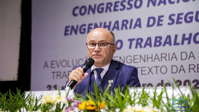 Imagem 1 -  O II Congresso Norte Nordeste de Segurança e Saúde Ocupacional (CONESSO), acontece nos dias 28 e 29 no Hotel Praia Mar, em Natal e visa debater soluções para redução de acidentes e mortalidade no trabalho. O evento é promovido pela Associação dos Engenheiros de Segurança do Trabalho do RN, a Associação Lusófona de Engenharia, Segurança do Trabalho e Saúde Ambiental e o Instituto Federal de Educação, Ciência e Tecnologia do RN. De acordo com dados do Observatório de Segurança e Saúde no Trabalho foram comunicados, entre 2012 a 2022, mais de 6,7 milhões de acidentes de trabalho e 25,5 mil mortes no emprego com carteira assinada. A programação científica do II CONESSO contará com diversos paneis temáticos e quatro minicursos. 