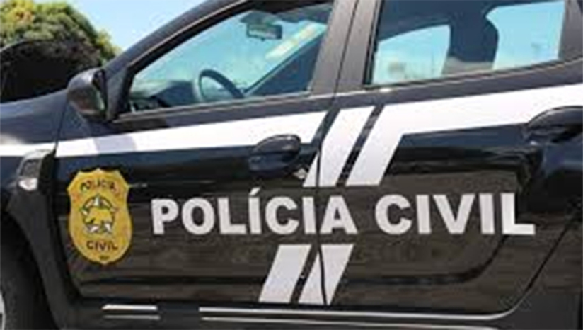 Imagem 1 - Polícia investiga grupo por crimes de furto qualificado contra empresas; prejuízo ultrapassa R$ 160 mil. Nesta quinta-feira (24) foi cumprido na cidade de Upanema um mandado de busca e apreensão contra o grupo criminoso, expedido pela Comarca de Lajes. Após diligências, foi possível identificar os possíveis mandantes dos crimes. Nos locais, foram encontradas diversas provas relacionadas às transações financeiras, que passarão por perícias técnicas. Os crimes envolvem diversas empresas, em dois estados da federação. Imagem 1 - Polícia investiga grupo por crimes de furto qualificado contra empresas; prejuízo ultrapassa R$ 160 mil. Nesta quinta-feira (24) foi cumprido na cidade de Upanema um mandado de busca e apreensão contra o grupo criminoso, expedido pela Comarca de Lajes. Após diligências, foi possível identificar os possíveis mandantes dos crimes. Nos locais, foram encontradas diversas provas relacionadas às transações financeiras, que passarão por perícias técnicas. Os crimes envolvem diversas empresas, em dois estados da federação.