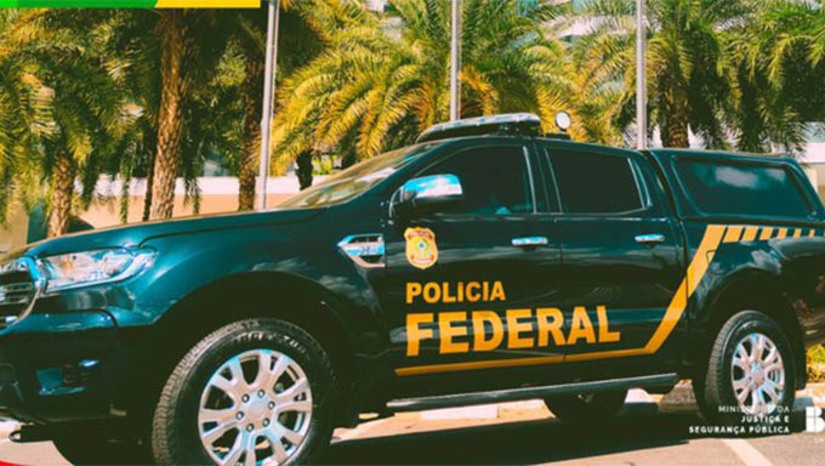 Imagem 1 - PF desarticula organização criminosa que planejava matar Lula e Alckmin. O grupo é responsável por ter planejado um Golpe de Estado para impedir a posse do governo legitimamente eleito nas Eleições de 2022. As investigações apontam que a organização criminosa se utilizou de elevado nível de conhecimento técnico-militar para planejar, coordenar e executar ações ilícitas nos meses de novembro e dezembro de 2022. Os investigados, que foram presos, são, em sua maioria, militares com formação em Forças Especiais (FE). Além do presidente e do vice, o grupo também planejava prender e executar Alexandre de Moraes. Imagem 1 - PF desarticula organização criminosa que planejava matar Lula e Alckmin. O grupo é responsável por ter planejado um Golpe de Estado para impedir a posse do governo legitimamente eleito nas Eleições de 2022. As investigações apontam que a organização criminosa se utilizou de elevado nível de conhecimento técnico-militar para planejar, coordenar e executar ações ilícitas nos meses de novembro e dezembro de 2022. Os investigados, que foram presos, são, em sua maioria, militares com formação em Forças Especiais (FE). Além do presidente e do vice, o grupo também planejava prender e executar Alexandre de Moraes.