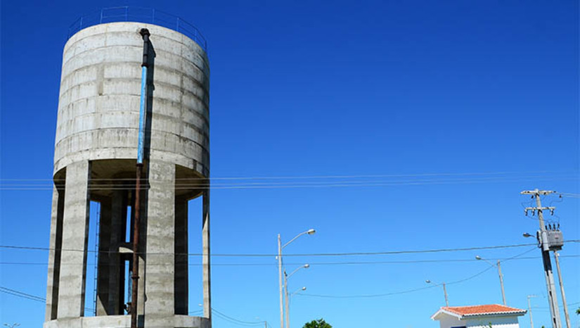 Imagem 1 - A Companhia de Águas e Esgotos do Rio Grande do Norte (Caern) comunicou que está realizando uma manutenção mecânica no poço 30, responsável pelo fornecimento dos bairros Aeroporto II, Itapetinga, Sítio Estreito e parte do Belo Horizonte. A previsão é que o sistema seja religado até o final da tarde de sexta-feira (03). Segundo a Caern, após a religação, a normalização do serviço ocorrerá em até 48 horas. Imagem 1 - A Companhia de Águas e Esgotos do Rio Grande do Norte (Caern) comunicou que está realizando uma manutenção mecânica no poço 30, responsável pelo fornecimento dos bairros Aeroporto II, Itapetinga, Sítio Estreito e parte do Belo Horizonte. A previsão é que o sistema seja religado até o final da tarde de sexta-feira (03). Segundo a Caern, após a religação, a normalização do serviço ocorrerá em até 48 horas.