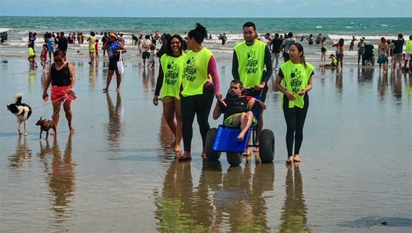 Imagem 1 - O evento, que teve o apoio das prefeituras e Mossoró e Tibau, registrou grande público em mais um ano de sucesso com uma ampla programação e ações voltadas à inclusão e ao lazer. A Prefeitura de Mossoró também disponibilizou intérpretes de Libras e atuou na organização da logística do evento. Imagem 1 - O evento, que teve o apoio das prefeituras e Mossoró e Tibau, registrou grande público em mais um ano de sucesso com uma ampla programação e ações voltadas à inclusão e ao lazer. A Prefeitura de Mossoró também disponibilizou intérpretes de Libras e atuou na organização da logística do evento.